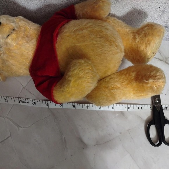 Disney Store plush Pooh - Picture 6 of 7